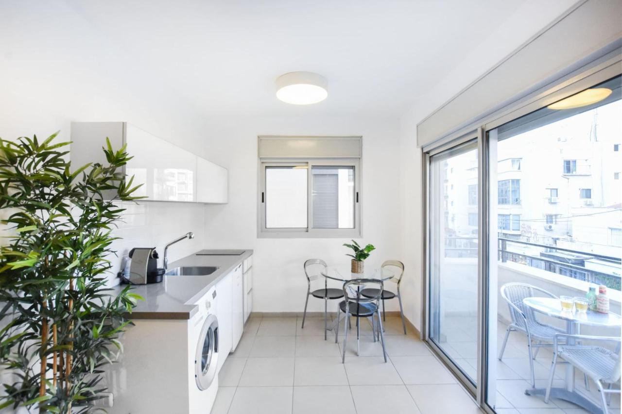 Neptune Castel By Holyguest * Tel Aviv