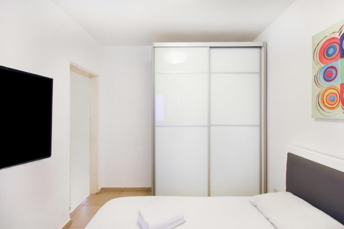 Apartment Neptune Castel By Holyguest *